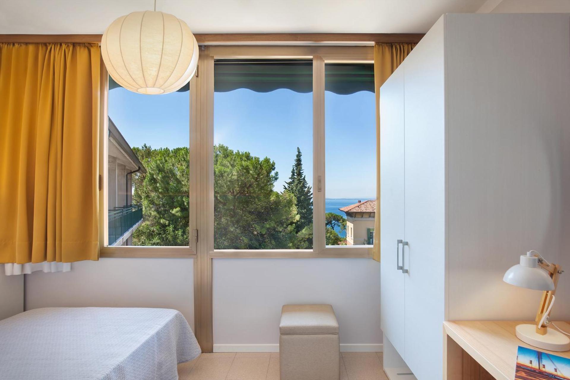 Hotel Gabbiano - Garda Lake Collection Dış mekan fotoğraf
