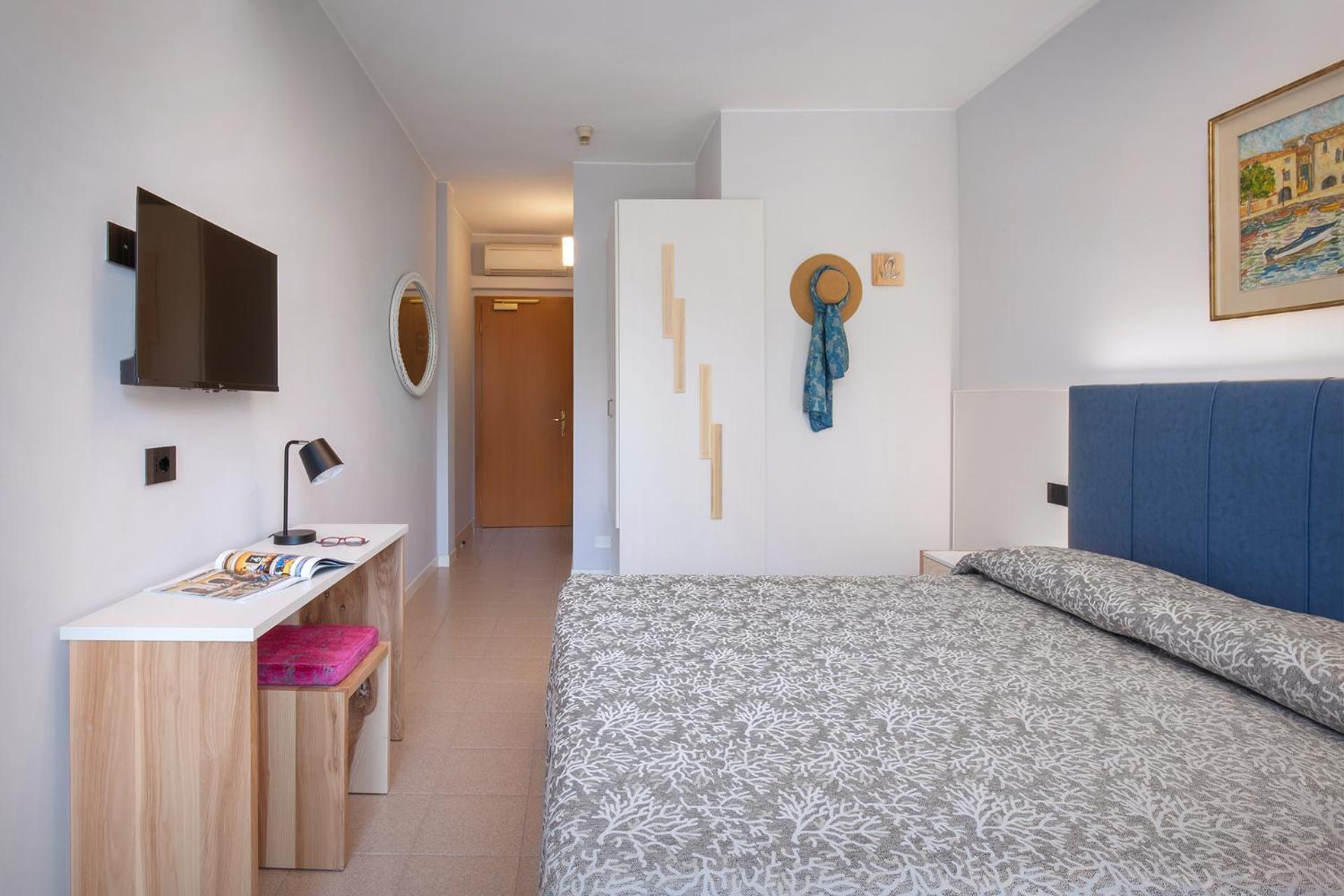 Hotel Gabbiano - Garda Lake Collection Dış mekan fotoğraf