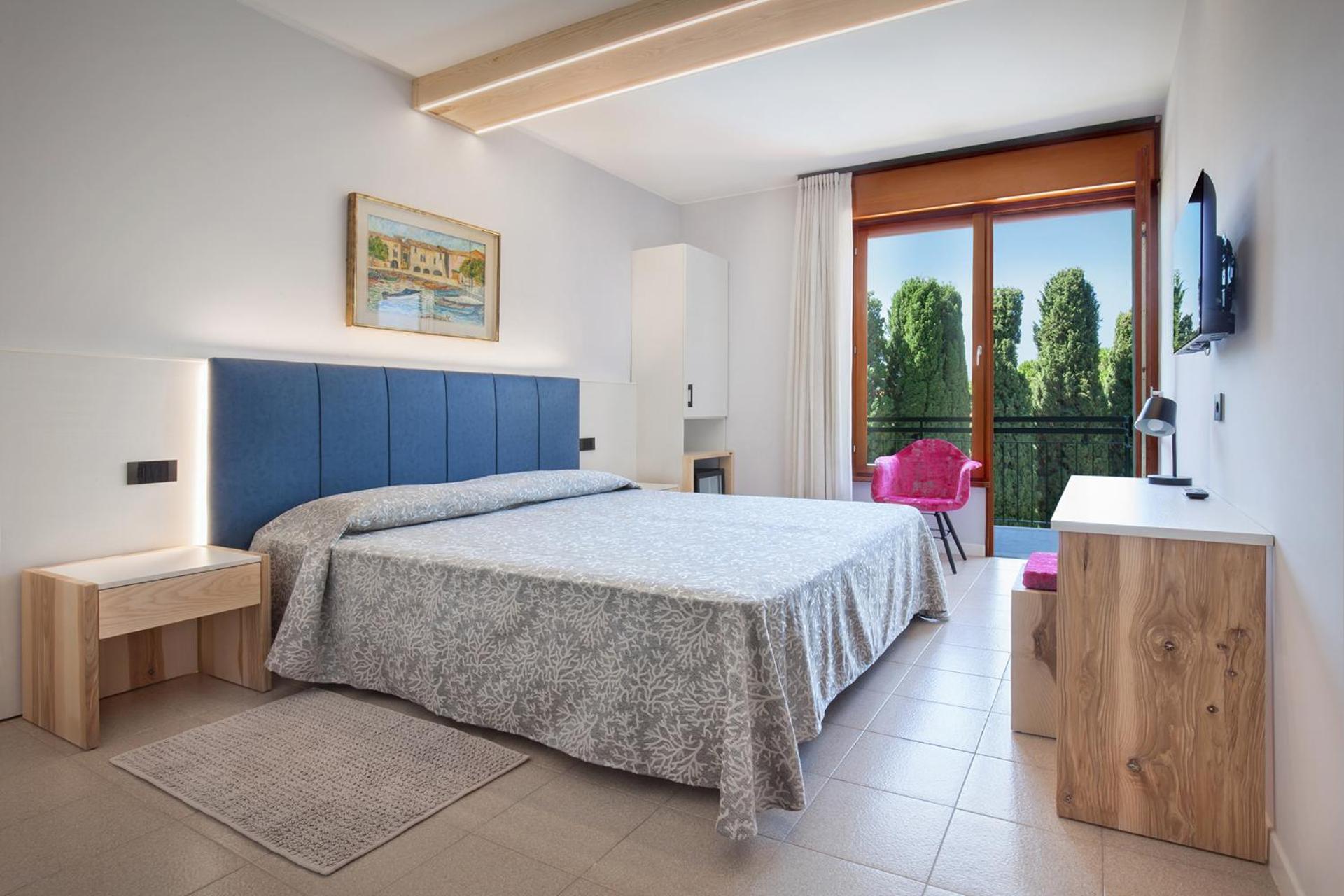 Hotel Gabbiano - Garda Lake Collection Dış mekan fotoğraf